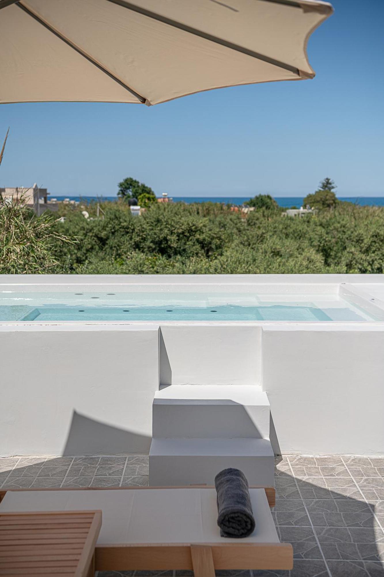 Sol Luxury Apartment - Close To The Beach With A Private Mini Pool Chania  Exterior foto